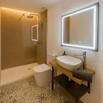 Campoamor Msuites Lejlighed