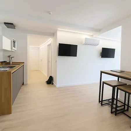 Campoamor Msuites バレンシア