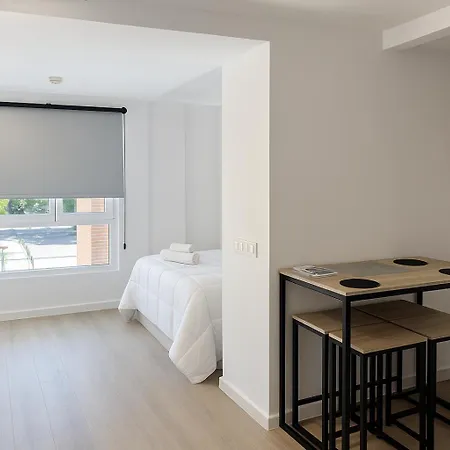 Campoamor Msuites Apartment